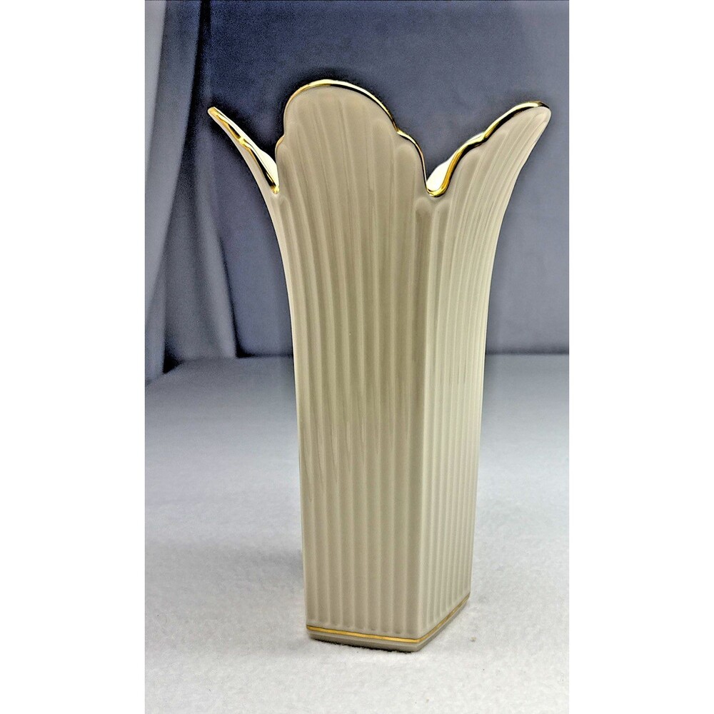Lenox Meridian Collection 11" Vase Ivory Gold Trim Fluted Scalloped USA
